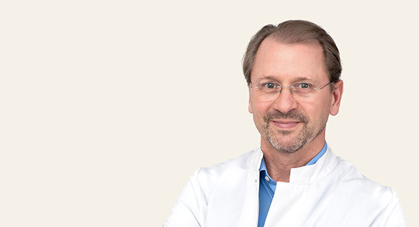 Dr. Martin Reifenrath Dr. Martin Reifenrath